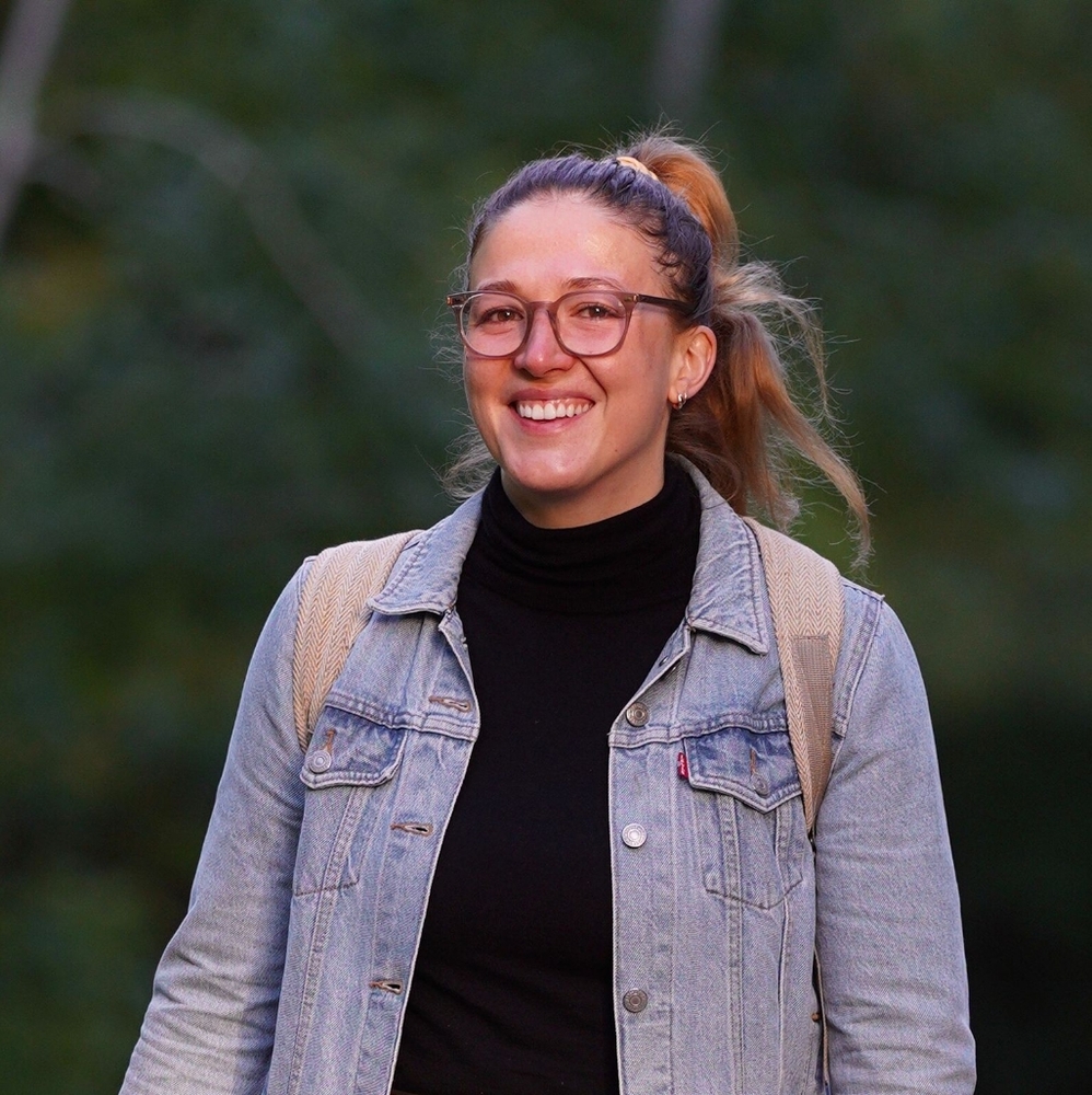 Meet your Posher, Rebecca